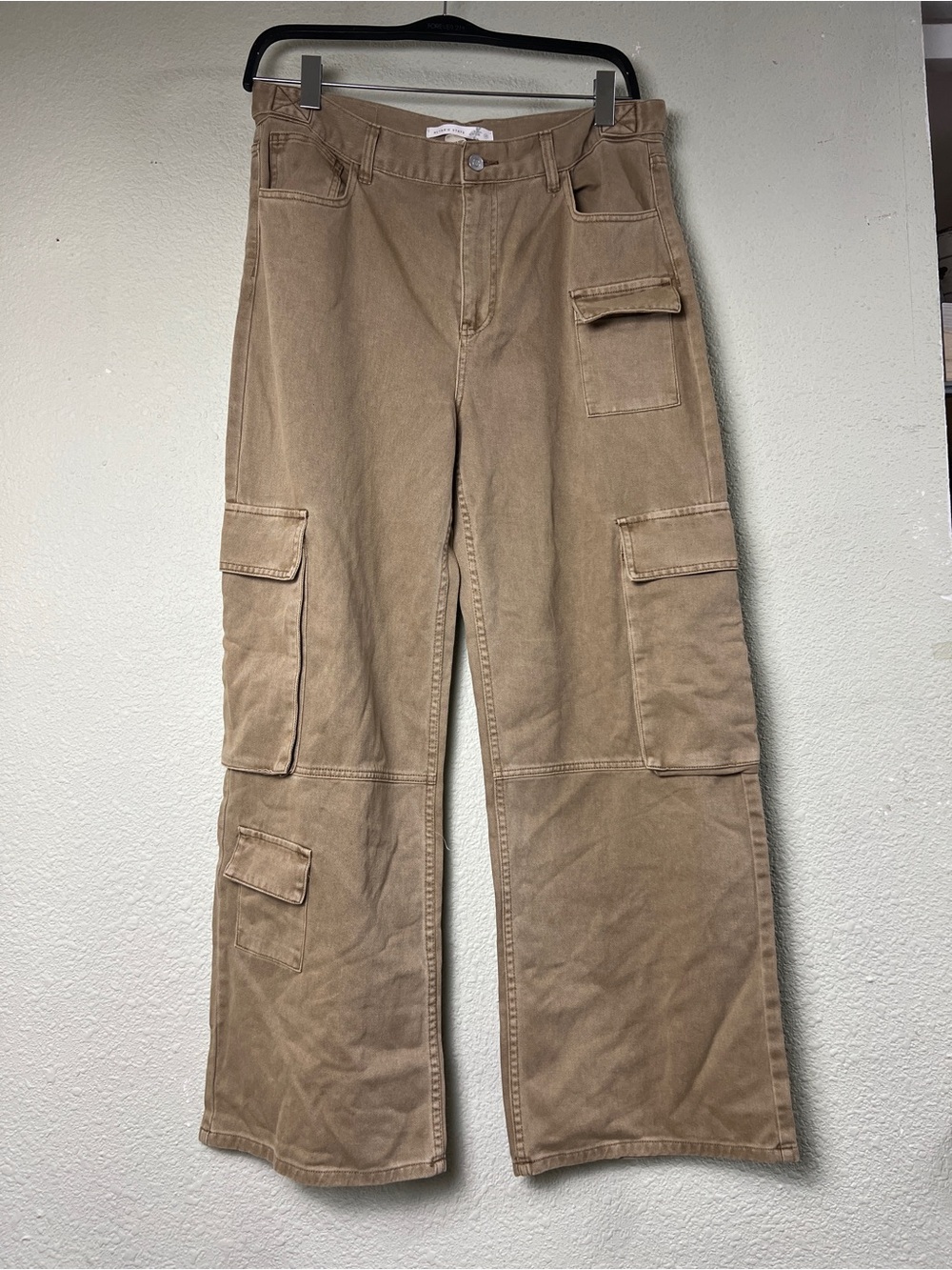 Altar'd State Women’s Boho Cargo Wash khaki Pants Size 31  Wide Leg